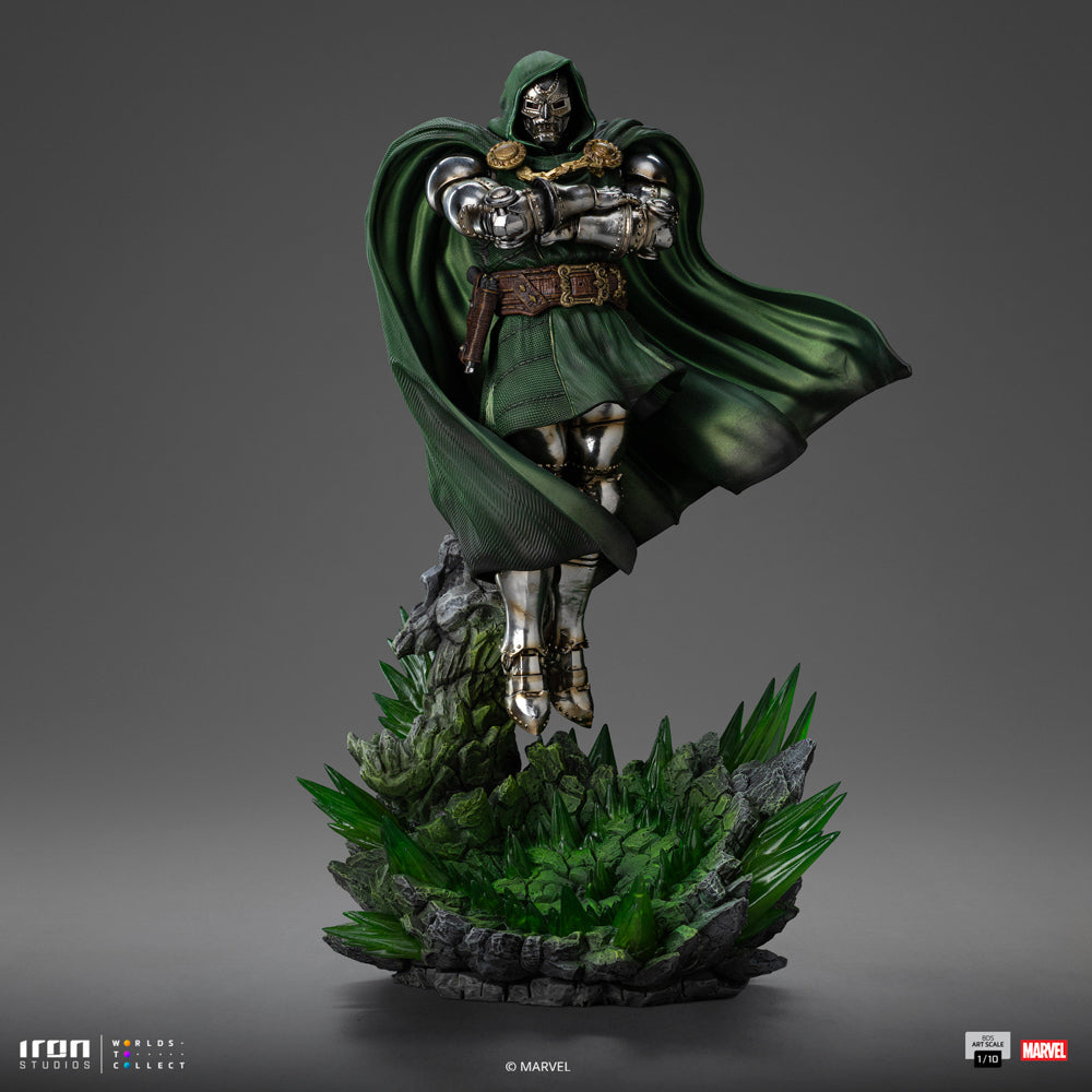 Doctor Doom Deluxe 1:10 Scale Statue - Art Scale -Doctor Doom Deluxe 1:10 Scale Statue - Art Scale - Marvel (Iron Studios) Marvel (Iron Studios)