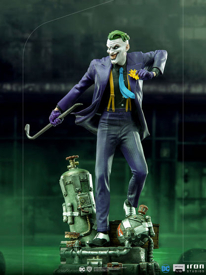 The Joker Deluxe Iron Studios Statue